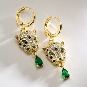 Gorgeous Gold Leopard Zirconia Dangle Earrings
